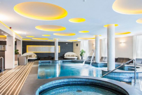 Отель Aura Hotel Adults Only  Балатонфюред